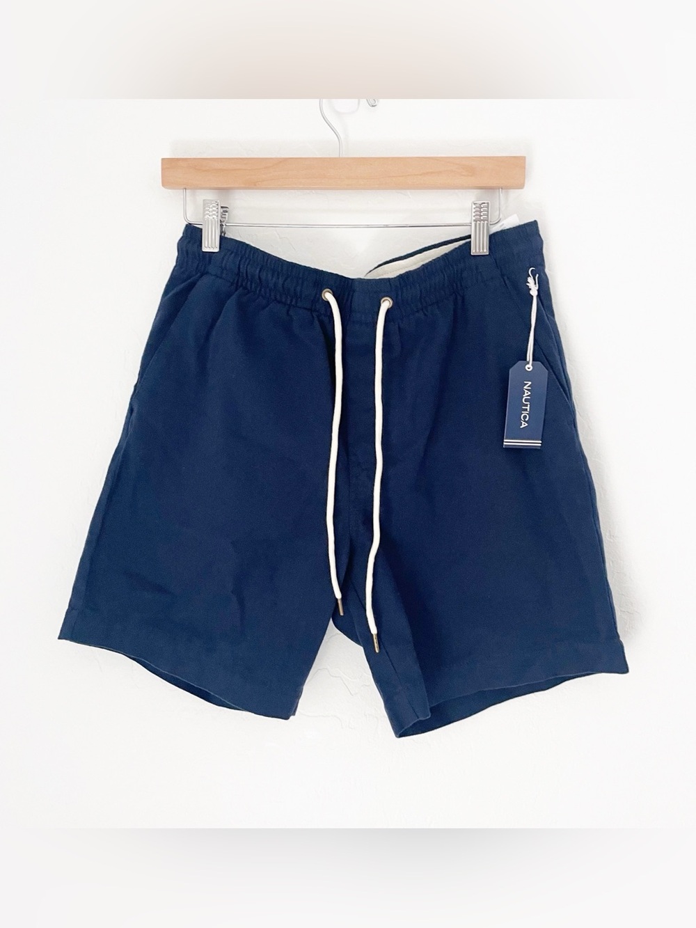 Nautica men’s classic fit navy drawstring shorts size small